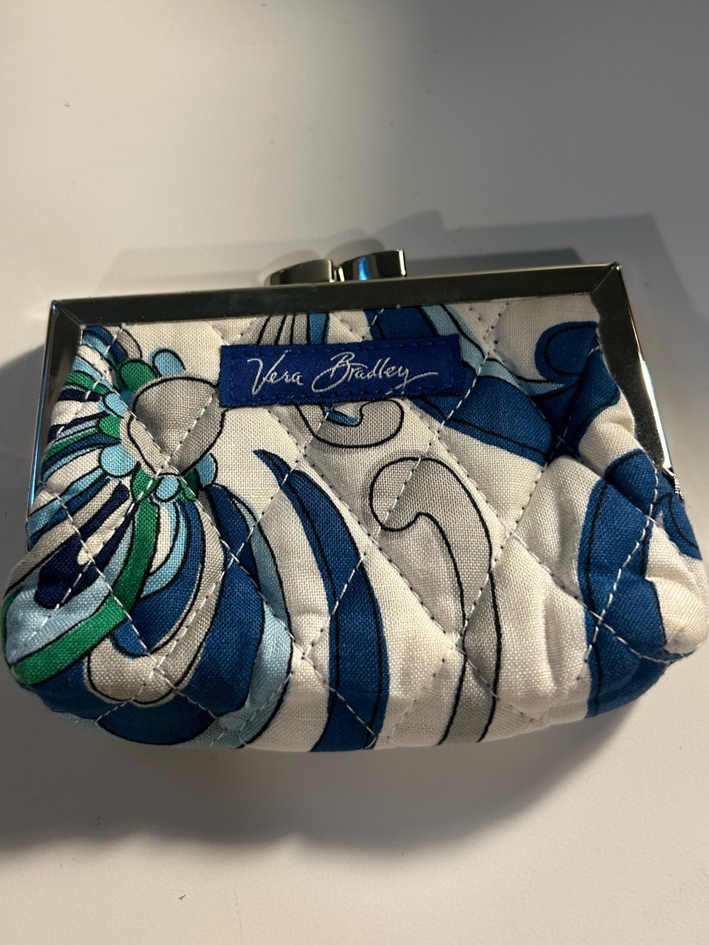 Vera Bradley blue and white quilted coin purse  #verabradley #floral